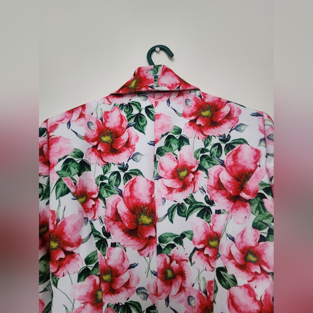 Dress - Picture 5 of 10